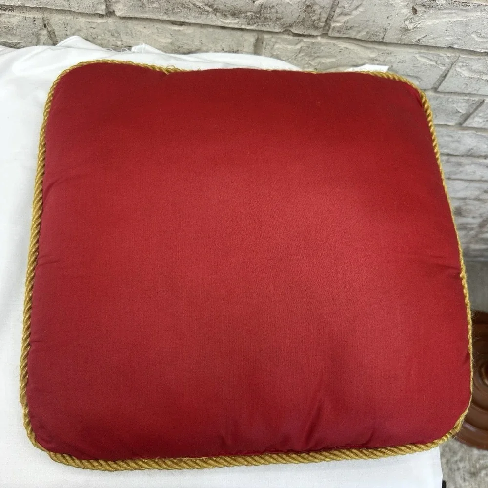 Vintage Old World Santa Claus Christmas Pillow 15x15 Snow St. Nick Holiday Gold